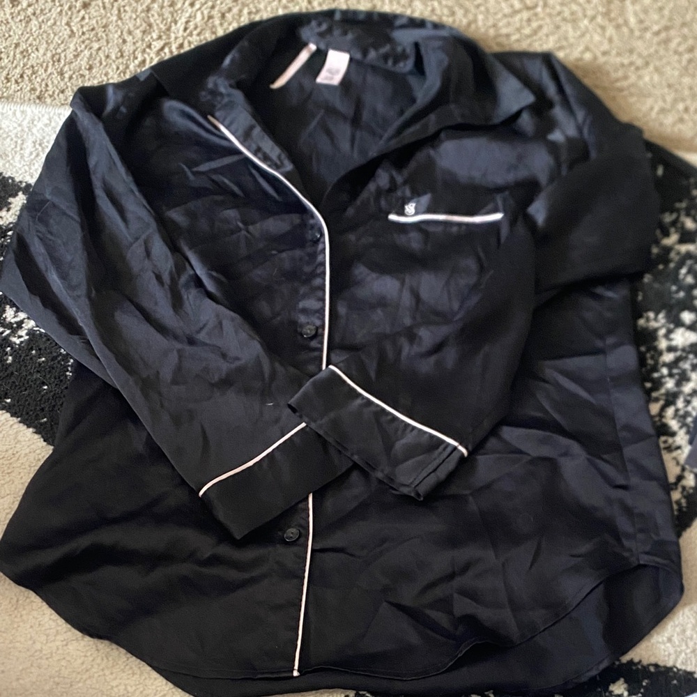 VS Button-Front Satin Pajama shirt